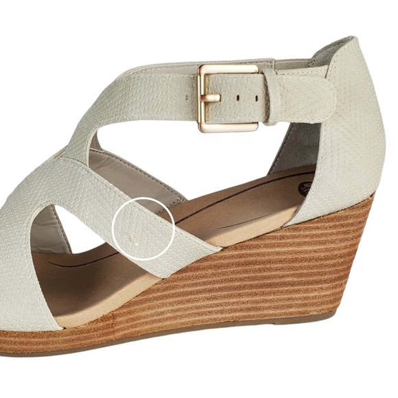 New Dr scholl's bailey faux leather wedge sandals oyster Size 11 - Picture 13 of 13
